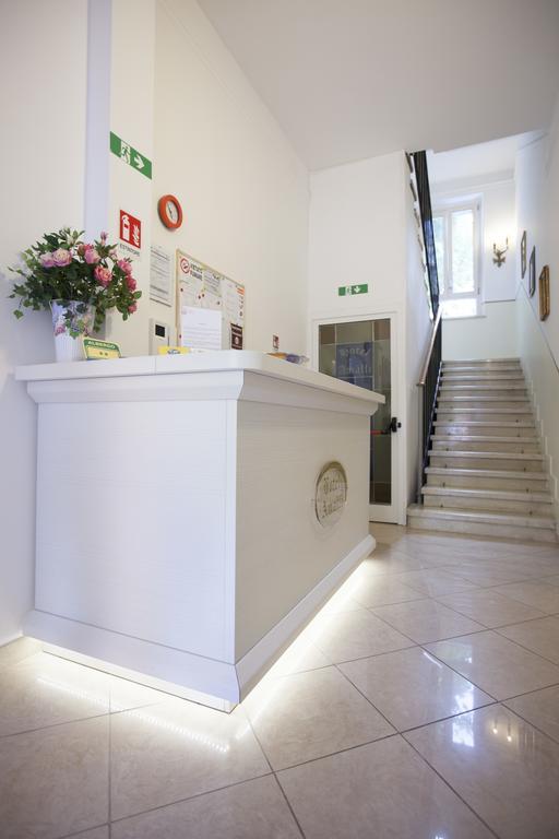 Hotel Amalfi Milánó Kültér fotó