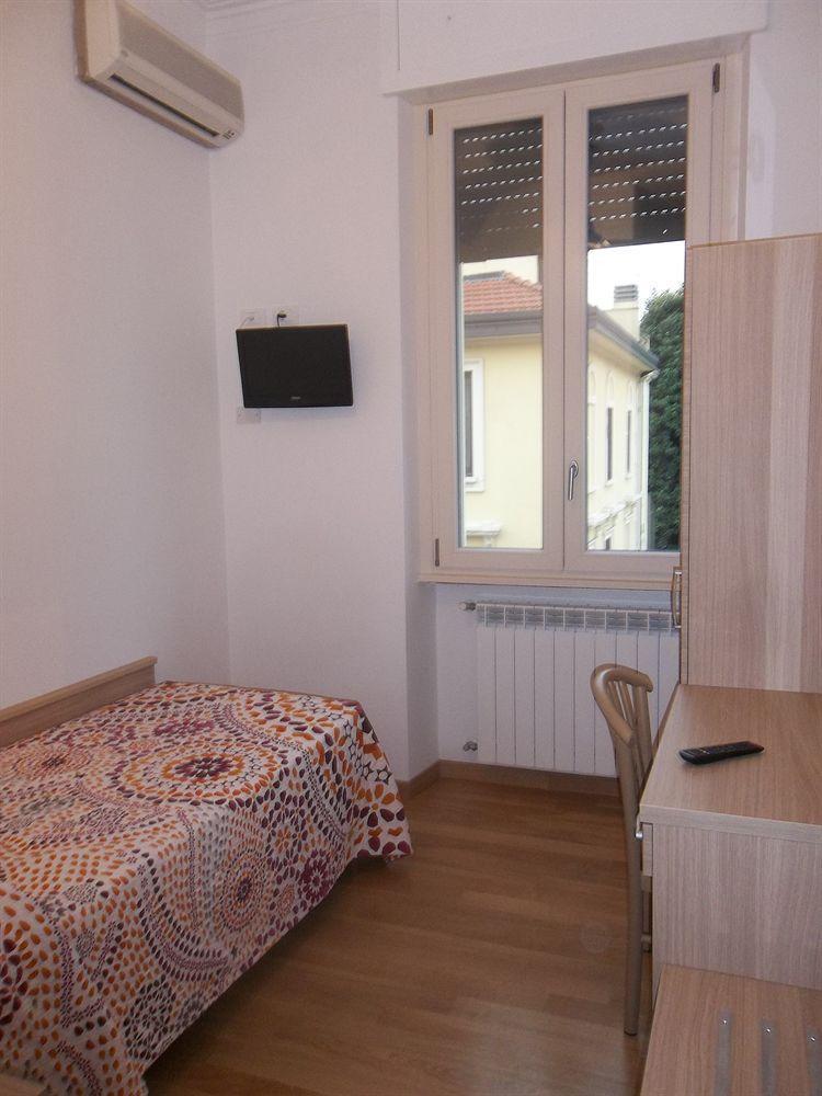 Hotel Amalfi Milánó Kültér fotó