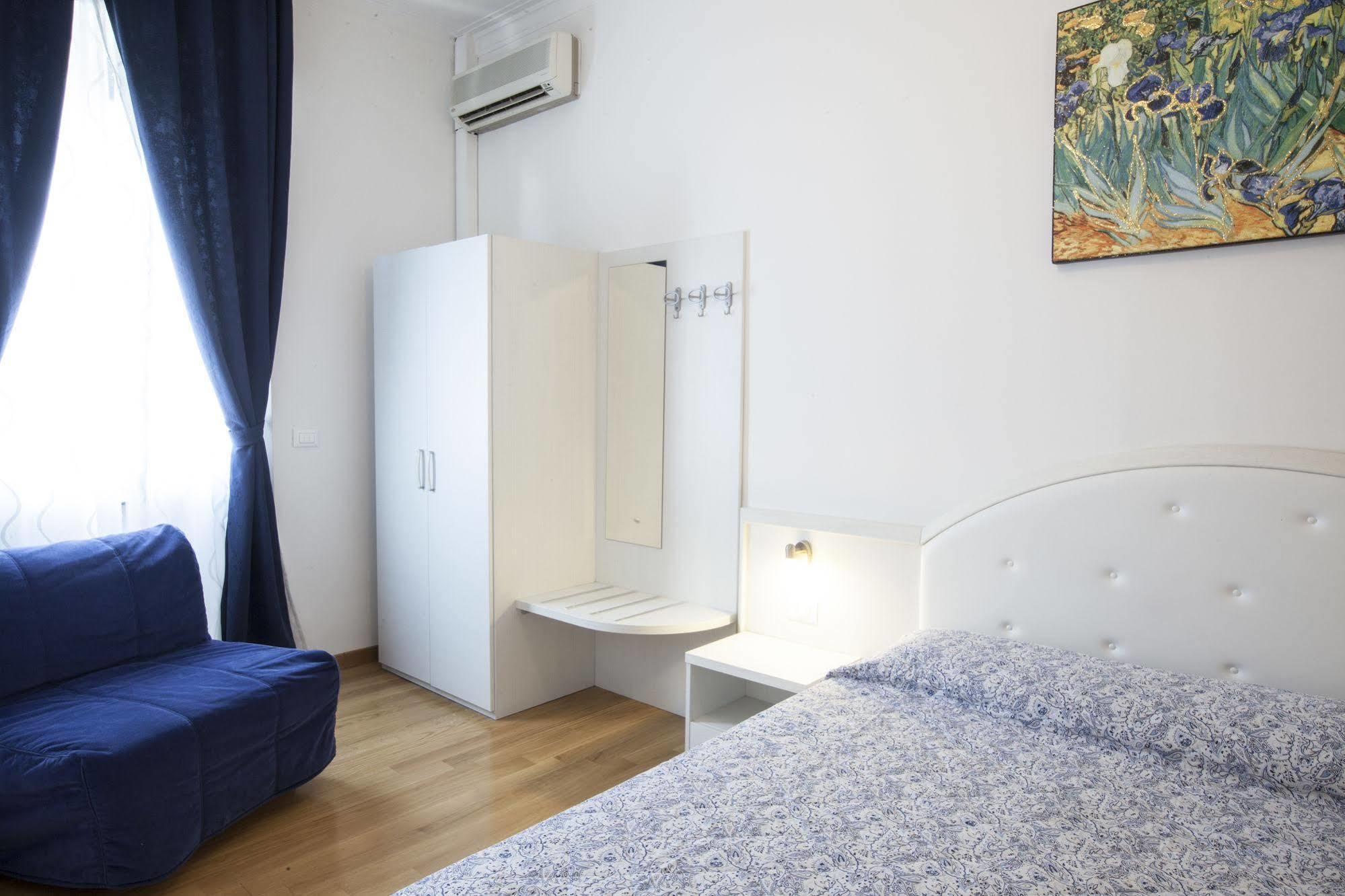 Hotel Amalfi Milánó Kültér fotó